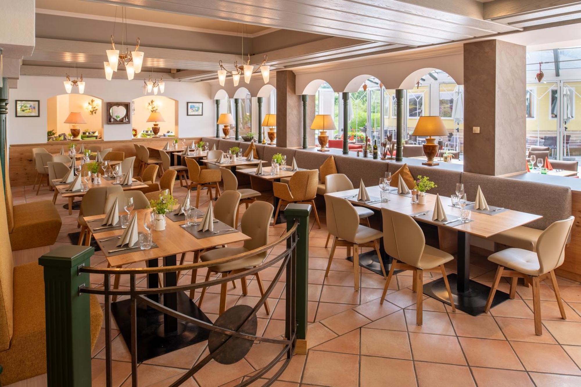 Family & Sporthotel Kaerntnerhof Bad Kleinkirchheim Dış mekan fotoğraf
