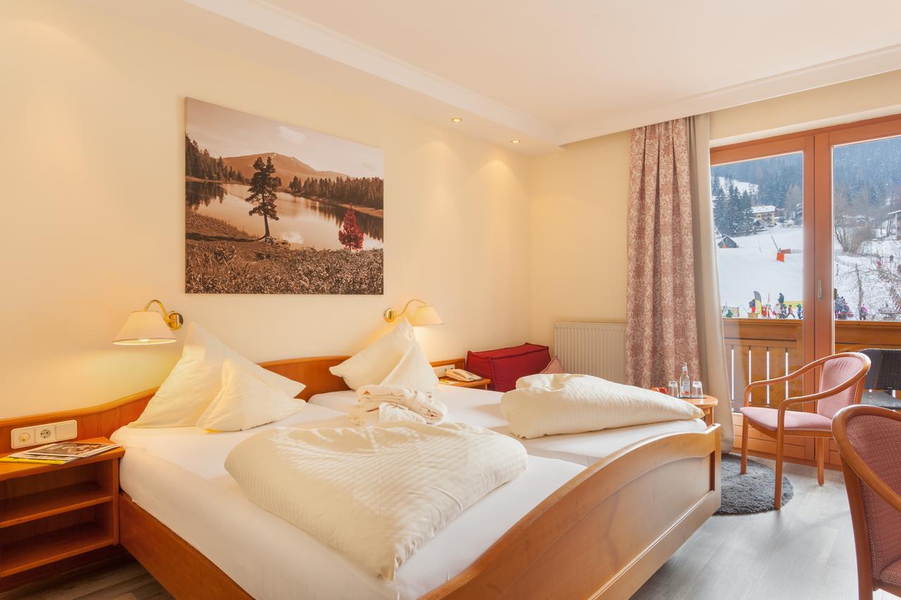 Family & Sporthotel Kaerntnerhof Bad Kleinkirchheim Dış mekan fotoğraf