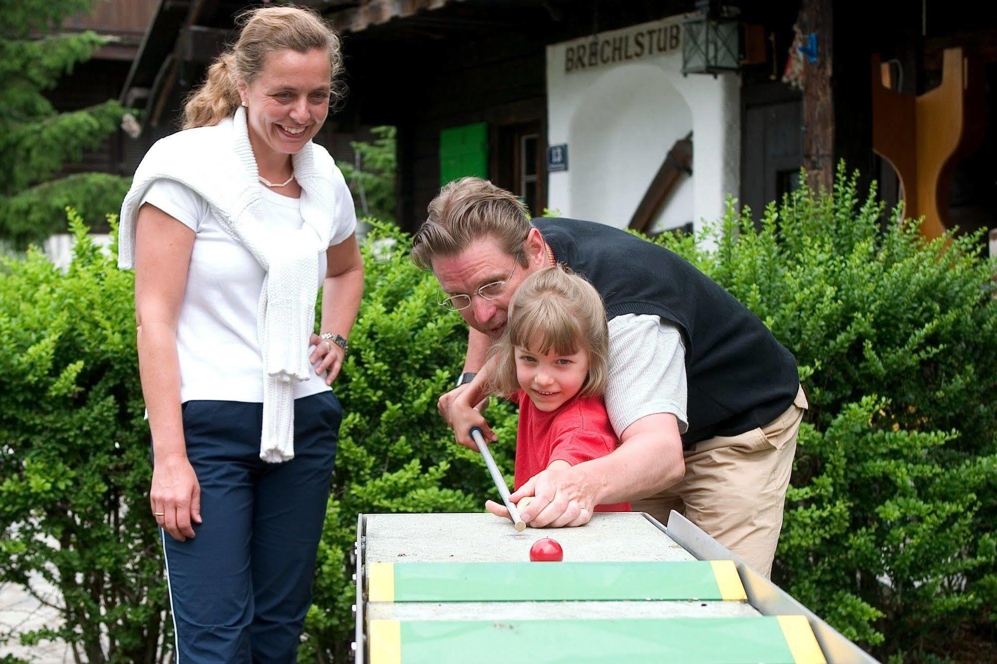 Family & Sporthotel Kaerntnerhof Bad Kleinkirchheim Dış mekan fotoğraf