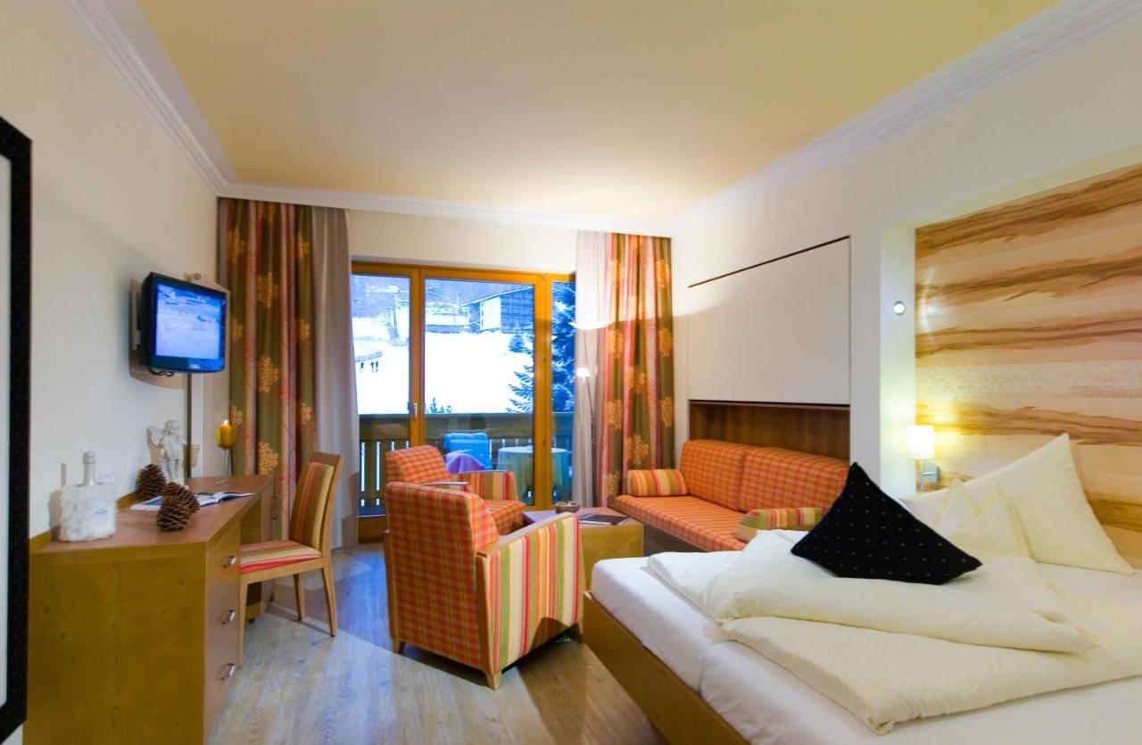 Family & Sporthotel Kaerntnerhof Bad Kleinkirchheim Oda fotoğraf